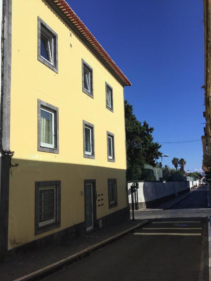 Yellow Flat One Azores Ponta Delgada Esterno foto